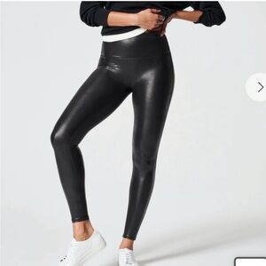 SPANX Faux Leather Black Leggings Size Large